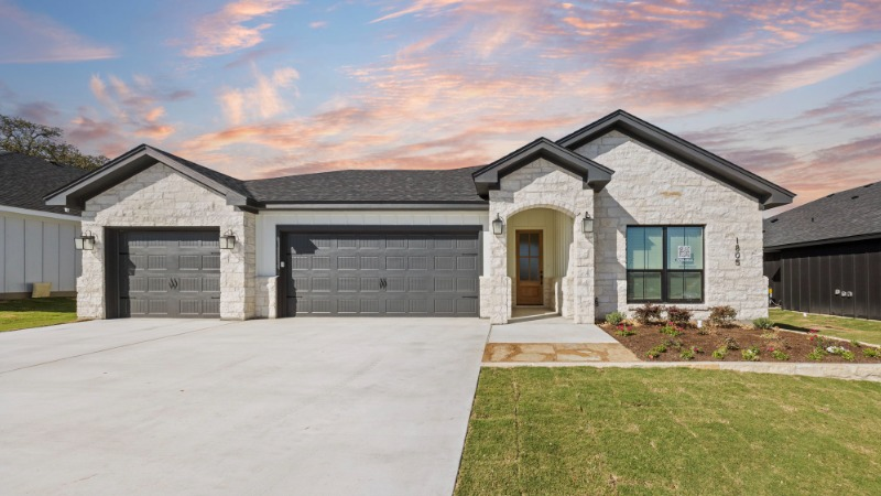1805 Paint Horse Trail